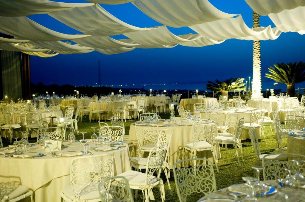 Il Parco Degli Ulivi Hotel Villafranca Tirrena Exterior foto